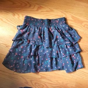 Brand new American Eagle ruffle floral mini skirt